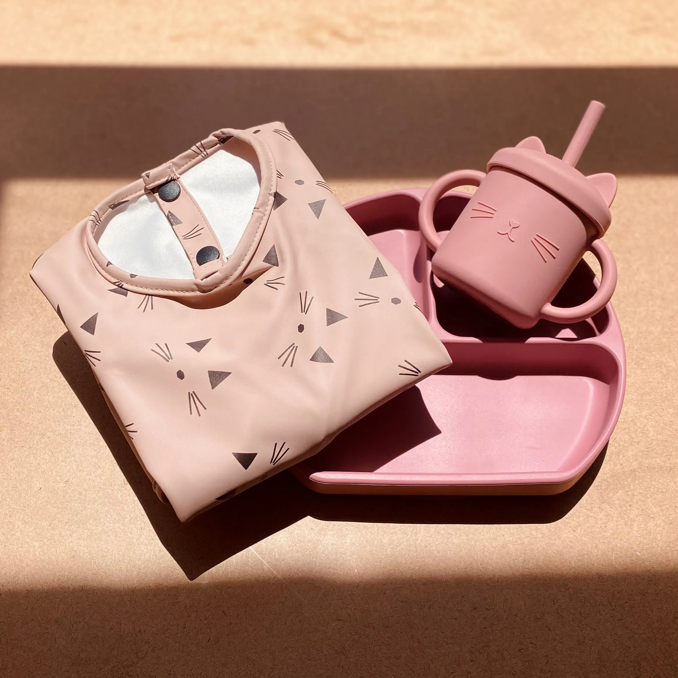 Suction Plate, Straw Cup & Cape Smock